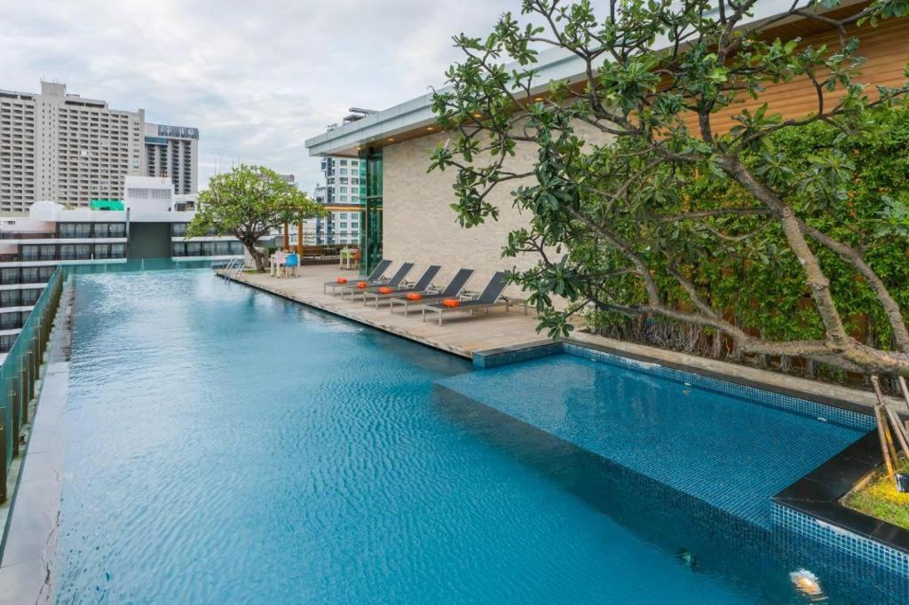 Seven Zea Chic Hotel Pattaya Exteriör bild