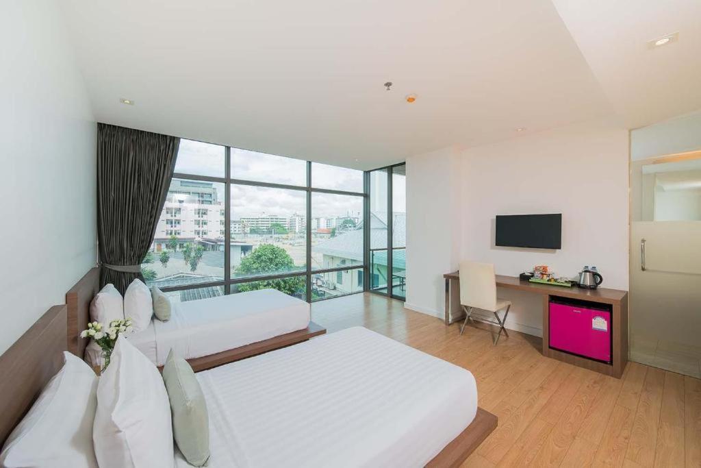 Seven Zea Chic Hotel Pattaya Exteriör bild