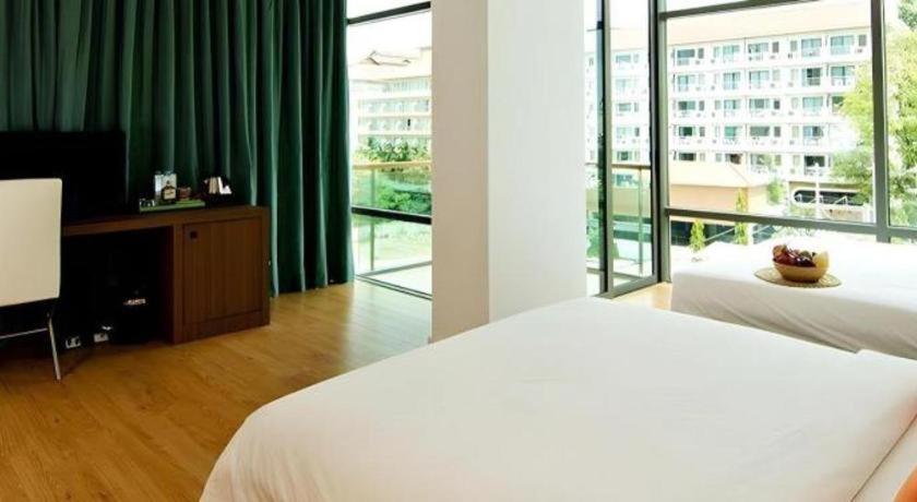 Seven Zea Chic Hotel Pattaya Exteriör bild