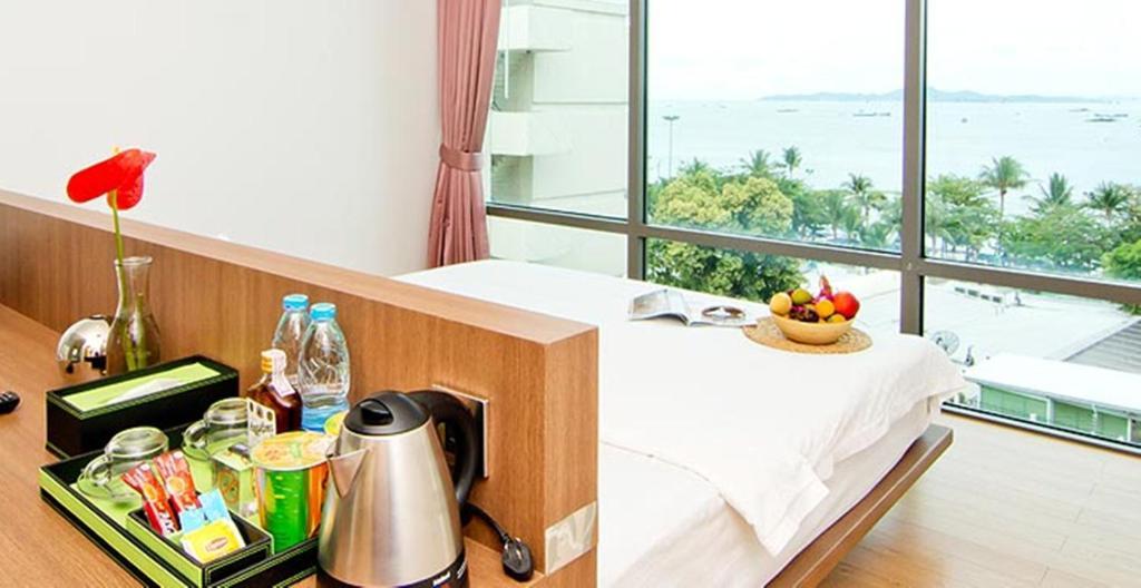 Seven Zea Chic Hotel Pattaya Rum bild
