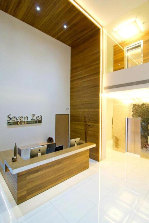Seven Zea Chic Hotel Pattaya Exteriör bild